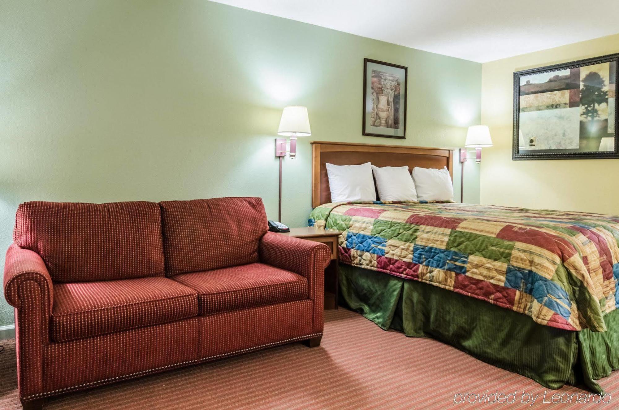 Rodeway Inn Concordia エクステリア 写真